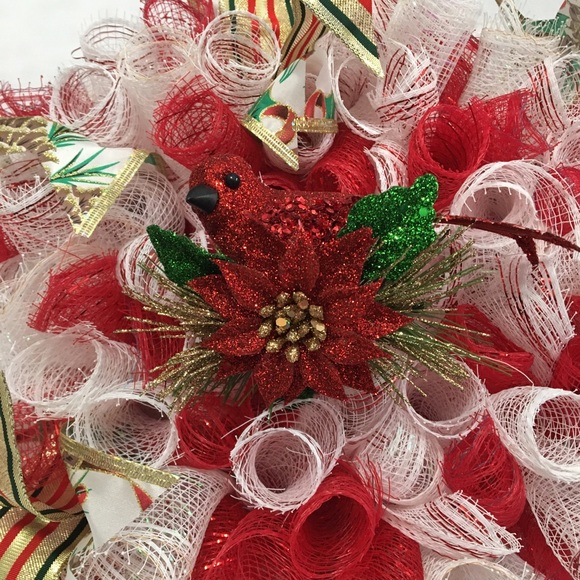Red bird wreath - Picture 2 of 3